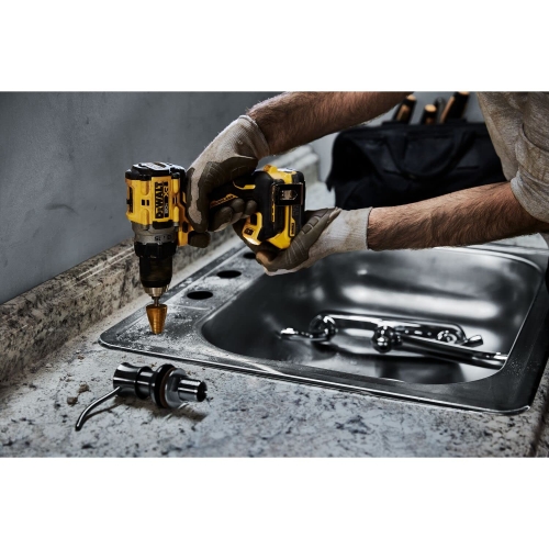 DEWALT 20V MAX XR Compact Cordless Drill and Impact Driver with Powerstack Batteries (DCD800D1E1) - Image 9